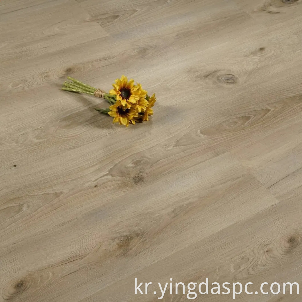 고전적인 자연스러운 색상의 쉬운 비닐 바닥